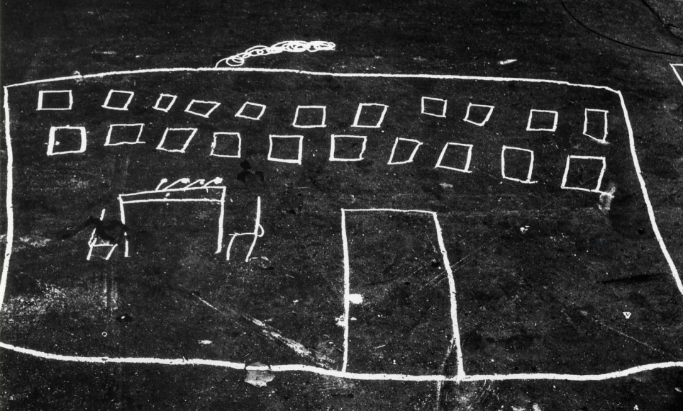 Helen Levitt New York City, circa 1940