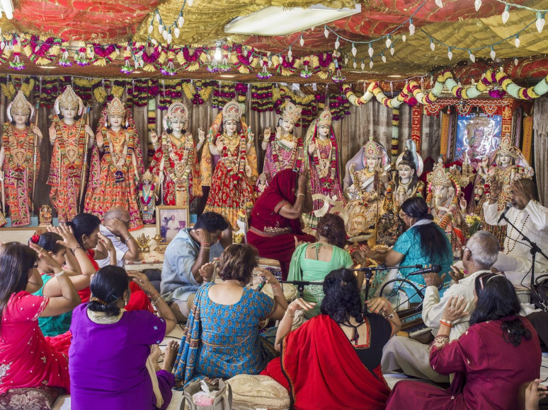 Neal Slavin, Hindu Temple, Brooklyn, NY, 2016