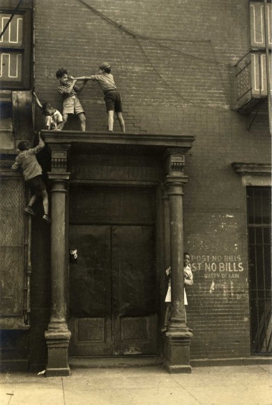 New York City, c. 1940. Vintage print from the Agee Family Collection