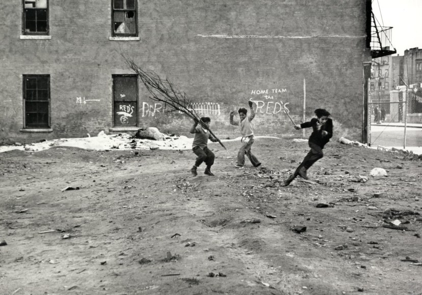 Helen Levitt NYC 1940