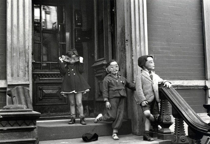 Helen Levitt NYC 1940