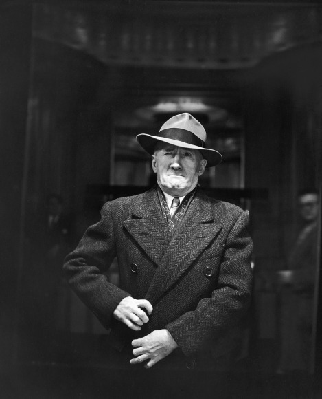 Yale Joel Self-Admirer