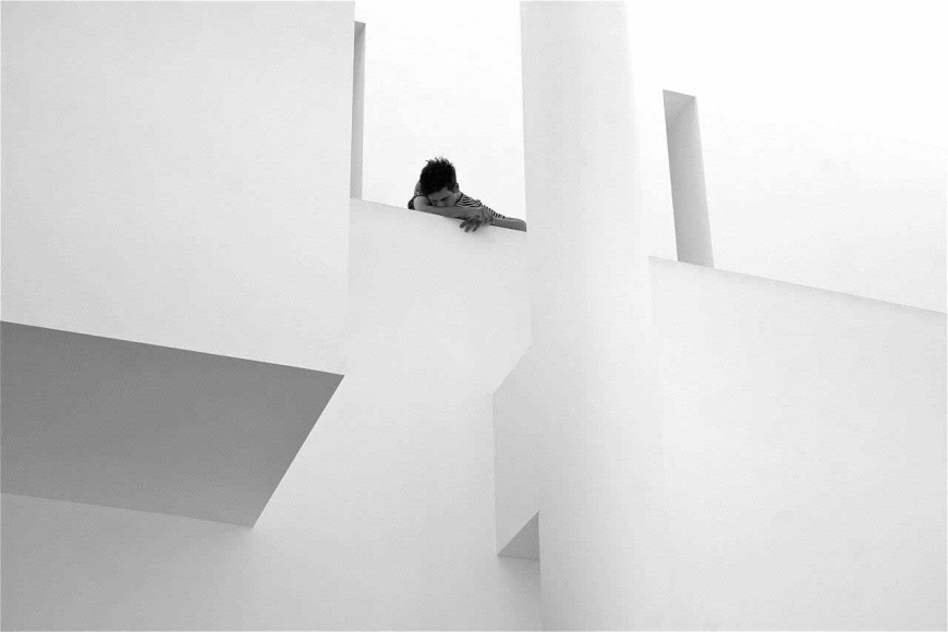 Mikhail Gubin A Bored Guy in the Museu d&rsquo;Art Contemporani de Barcelona