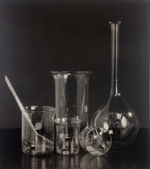 Hiromu Kira, still life of scientific glassware, circa 1930, gelatin silver print