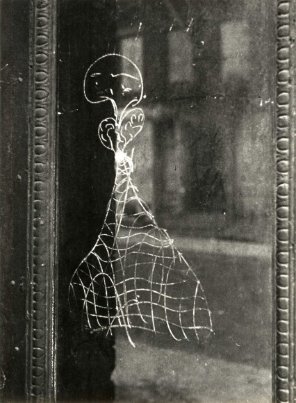 Helen Levitt New York City, circa 1939