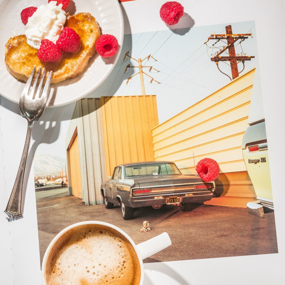 Breakfast with William Eggleston 1976, 2017
