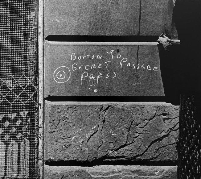 Helen Levitt New York City, 1939
