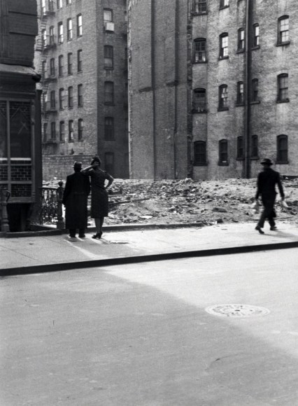 Helen Levitt NYC, circa 1940