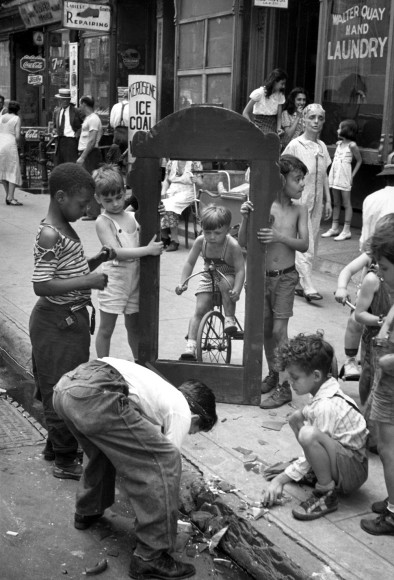 Helen Levitt NYC, 1940