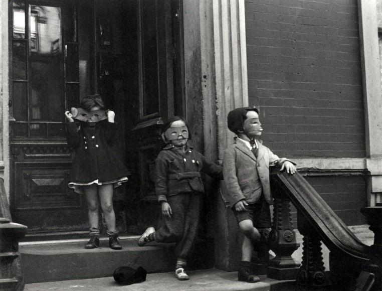 Helen Levitt, NYC, ca. 1939 Vintage Gelatin Silver Print from the James Agee Family Collection