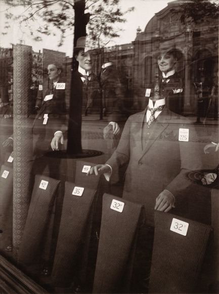 Eug&egrave;ne Atget Men's Fashions, Avenue des Gobelins, 1925