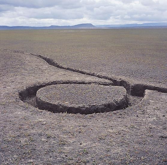 Michael Heizer, Isolated Mass / Circumflex, 1968
