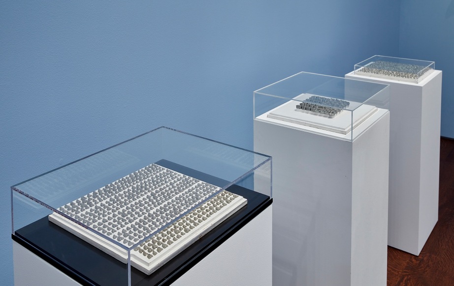 Installation View of Hesse / Wilke