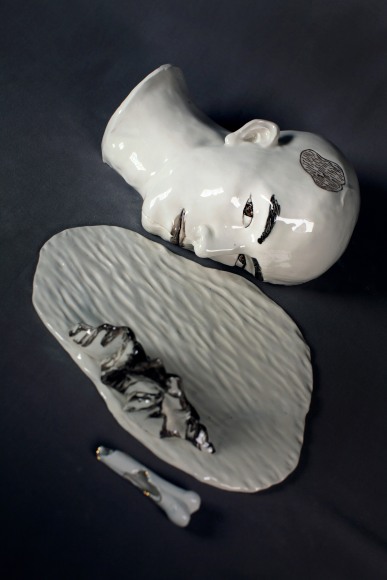 Geng_Xue_Sound_Hearer_2_Porcelain_50x35x15cm_2016