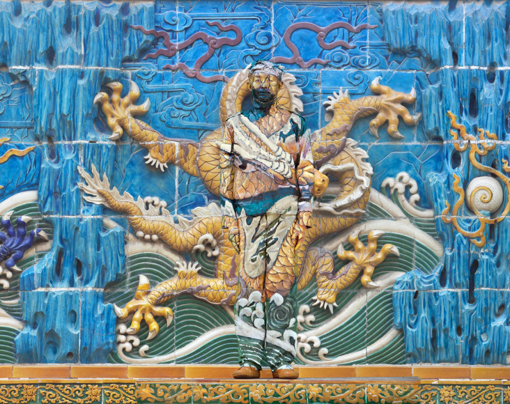 Liu Bolin, Dragon Series Panel 5 of 9, 2010