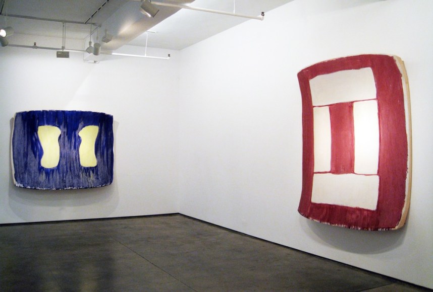 Installation view, Ron Gorchov,&nbsp;Recent Paintings,&nbsp;Nicholas Robinson Gallery, New York, 2008