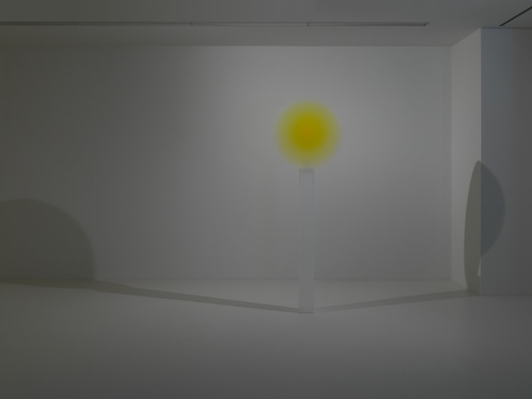 Installation view: Helen Pashgian, New Lenses and Spheres