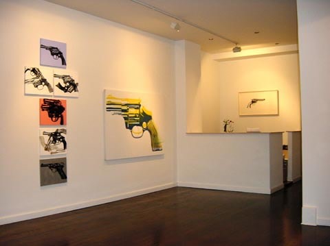 ANDY WARHOL Guns, Van de Weghe Fine ART