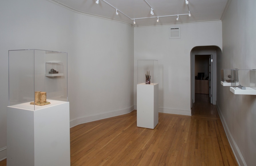 Installation view of Jasper Johns: Sculptures and Related Paintings 1957-1970 at Craig F. Starr Gallery