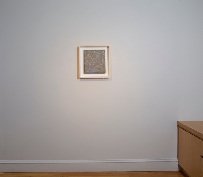 Installation view of Jasper Johns: Sculptures and Related Paintings 1957-1970 at Craig F. Starr Gallery