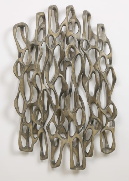 PIERUCCI-Caprice_Charcoal Delicate Loop_Pine_43x30x8_s