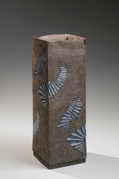 Tall rectangular vessel with blue and white enameled banner pattern, 1977
