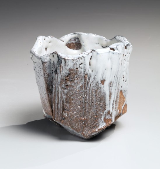 Faceted jagged Hagi-glazed teabowl, 2017