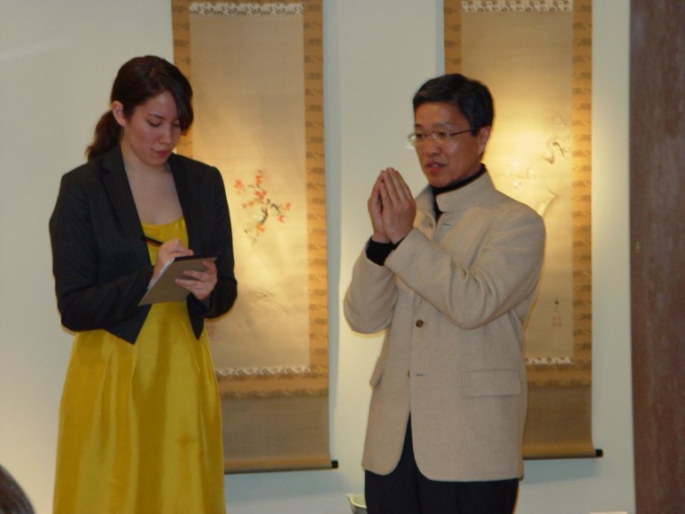 Kawase Shinobu speaking about his forms.  Rie Homura translates for the audience.