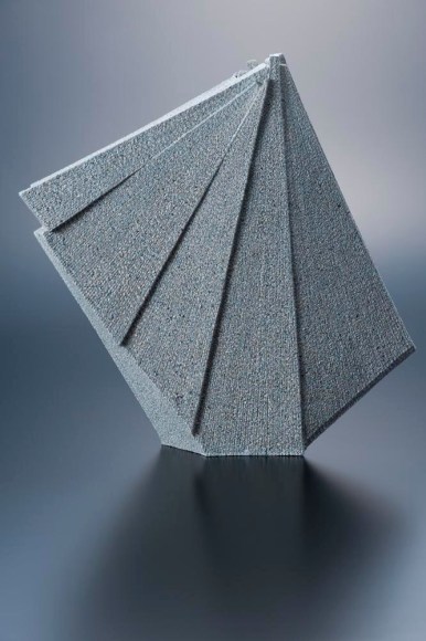Vertical pleated-patterned sculpture, 2012