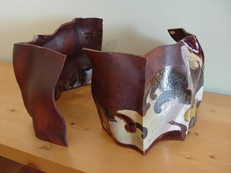 Pair of undulating screen-like forms with abstract kutani-glazed rimpa-inspired decoration of waves, 2012