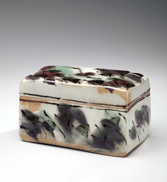 Rectangular lidded box with rounded corners, 1985