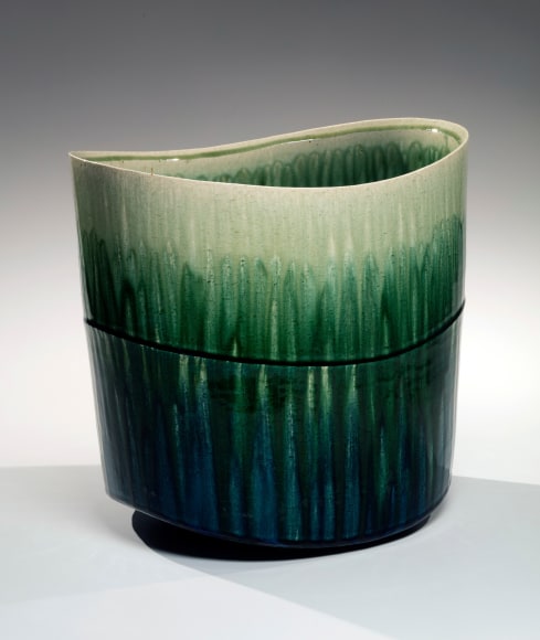 Ovoid standing vessel with a slightly sloped mouth&nbsp;, 2018