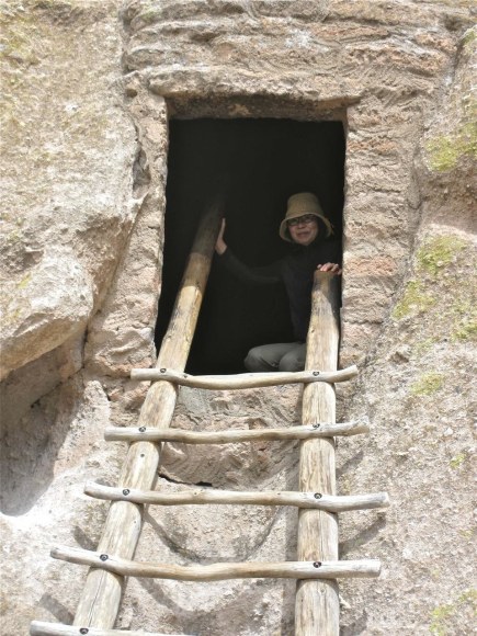 A hike with Fujino Sachiko.