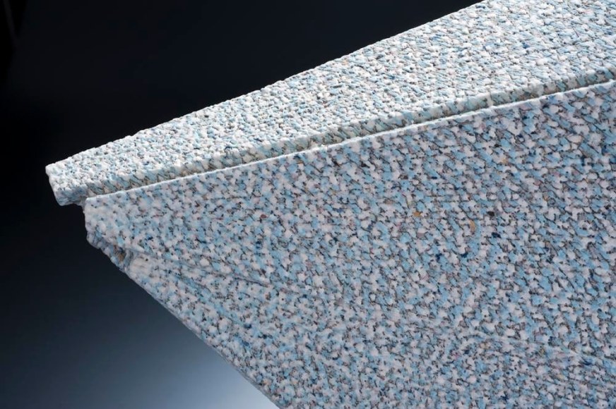 Horizontal diamond-shaped sculpture, 2012