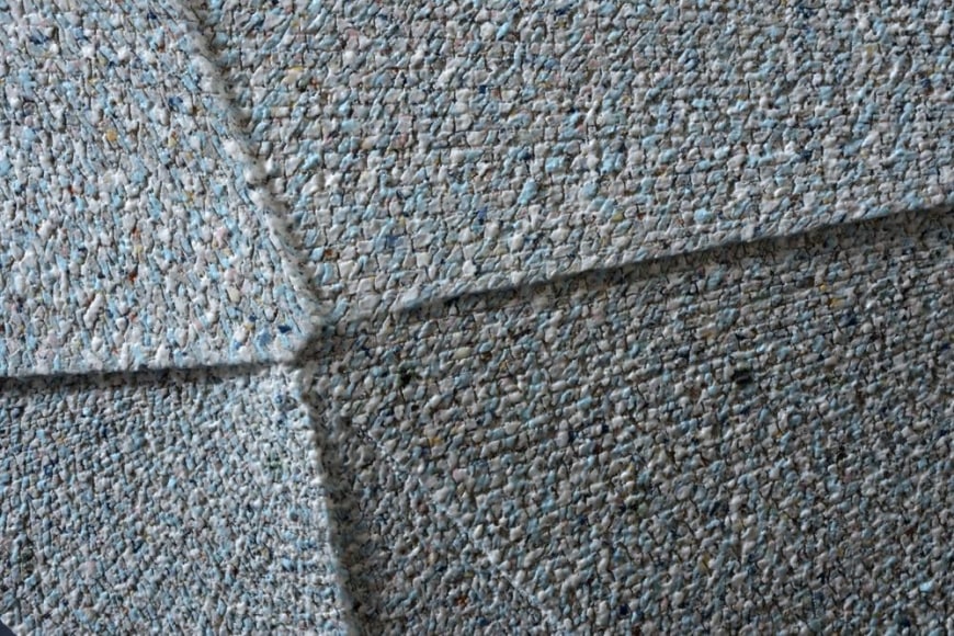 Horizontal sculpture with extended triangular corner, 2012