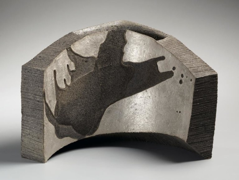 Hoshino Kayoko, standing vessel, Cut Out 13-6, 2013, stoneware with ash glaze and silver, Japanese sculpture, Japanese ceramics, Japanese pottery, Japanese vessel, Japanese contemporary ceramics