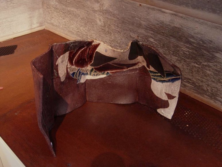 Pair of undulating screen-like forms with abstract kutani-glazed rimpa-inspired decoration of pine and cascading water, 2012