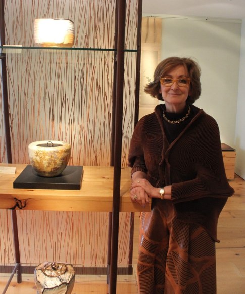 Joan B Mirviss LTD in Antiques and The Arts Weekly