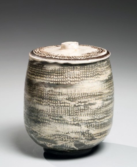 Mishima-style waterjar with roulette-dotted patterning and matching cover