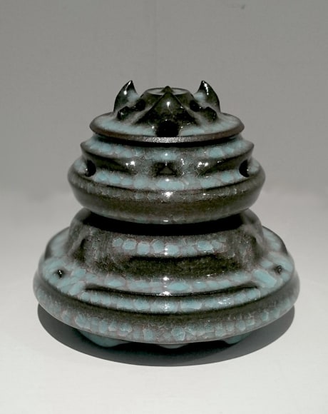 Black crystal-like craquelure celadon-glazed incense burner in the shape of tower, 2018