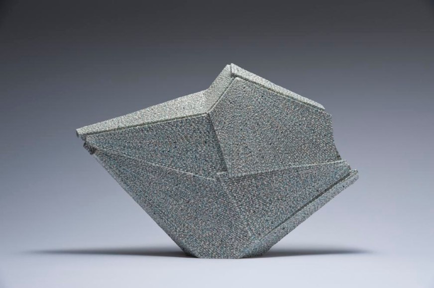 Horizontal diamond-shaped sculpture, 2012
