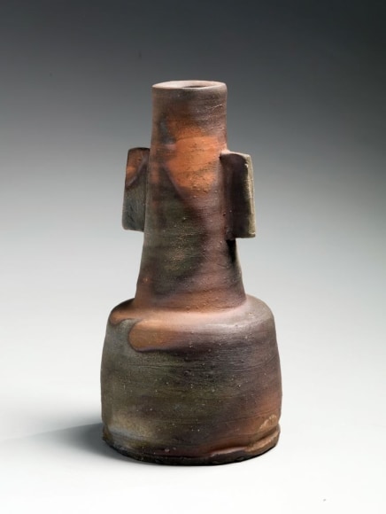 Bizen long-eared vase with natural kiln effects