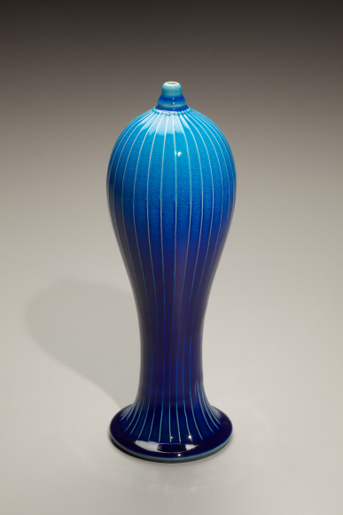 Kimura Yoshirō (b. 1946), Small striped vessel with narrow mouth, tapering base, and flaring foot