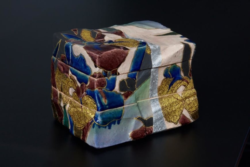 Three-tiered covered box with polychrome design of iris and Yatsuhashi Eight Bridges, 2012