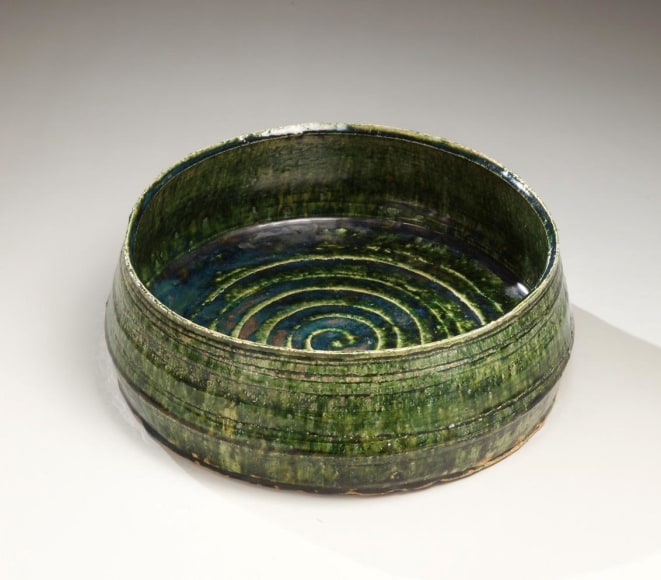 Okabe Mineo Oribe glazed circular vessel with low walls, ca. 1965