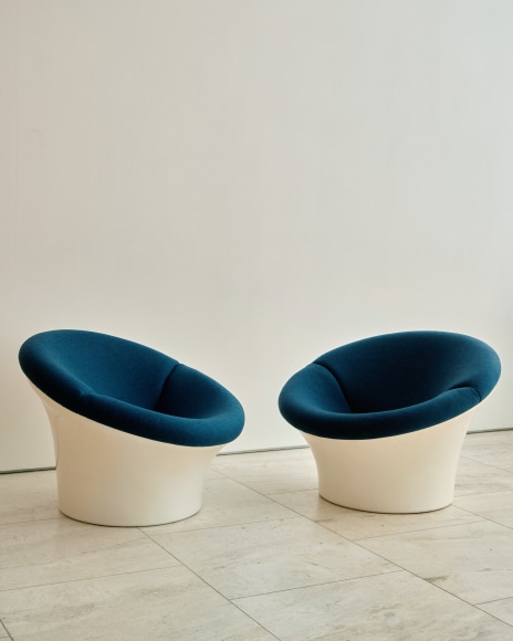 Pair of Chairs, Model 315