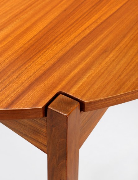 Corner detail of oak dining table by André Monpoix