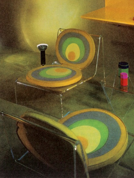 Meubles et Décors Feb. 1968: 72.