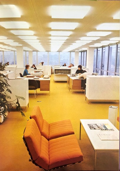 Commercial office&nbsp;with furniture by Fermigier for Meubles et Fonction, early 1970s