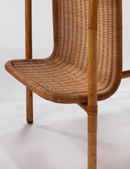 rattan desk with glass top, detail of the legs
